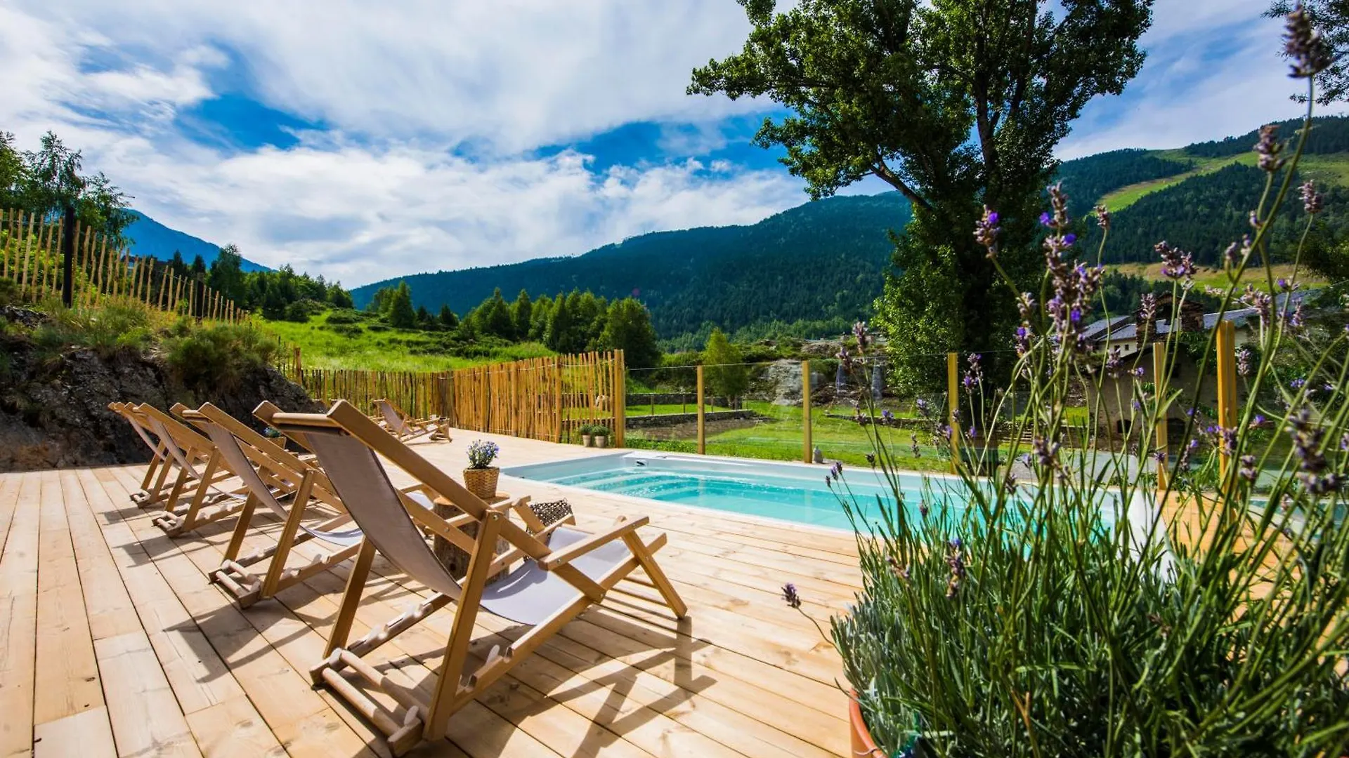 Mountain Hostel Tarter 0*,  Andorra