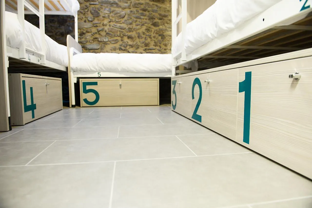 Mountain Hostel Tarter 0*,